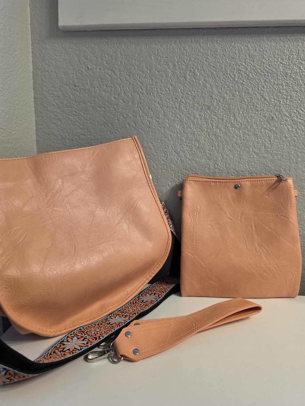 Peach Shoulder Bag Set with Detachable Embroidered Strap